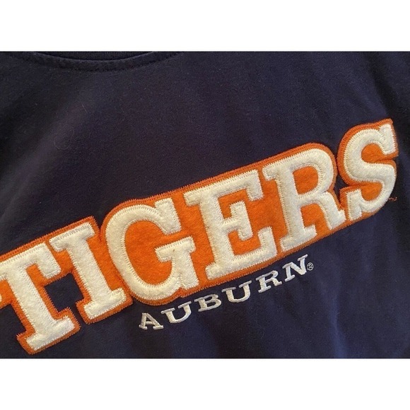 Auburn Tigers Navy T-Shirt Unisex Size Large Embroidered Felted Logo War Eagle - Picture 2 of 3